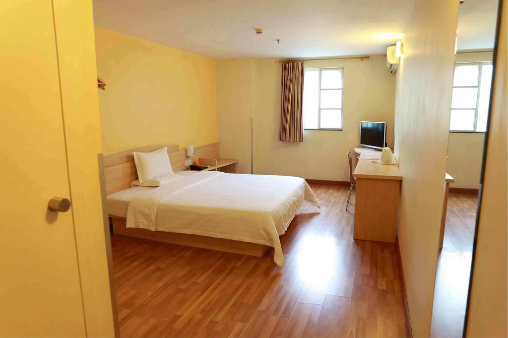 7Days Inn Sanqiao Hou Ba Kuej-jang Pokoj fotografie